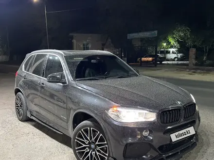 BMW X5 2016 года за 20 000 000 тг. в Шымкент – фото 17