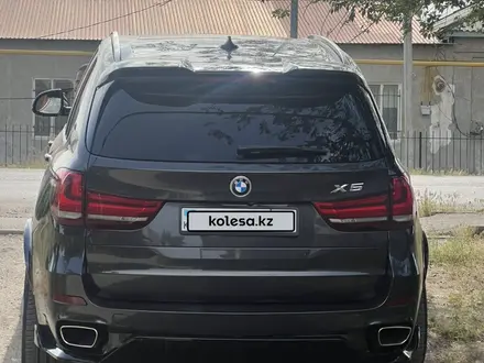 BMW X5 2016 года за 20 000 000 тг. в Шымкент – фото 2