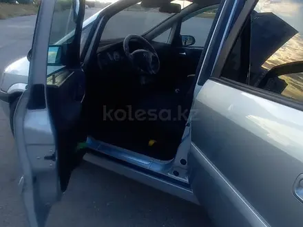 Opel Zafira 2003 года за 3 500 000 тг. в Актобе – фото 2