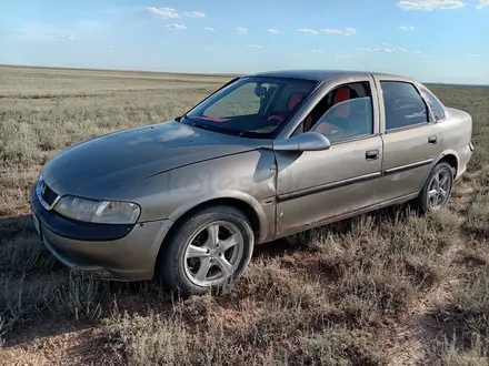 Opel Vectra 1996 года за 650 000 тг. в Актобе – фото 4