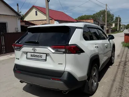 Toyota RAV4 2021 года за 14 900 000 тг. в Караганда – фото 8