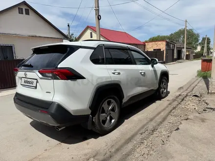 Toyota RAV4 2021 года за 14 900 000 тг. в Караганда – фото 6