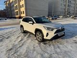 Toyota RAV4 2021 годаfor15 500 000 тг. в Караганда – фото 5