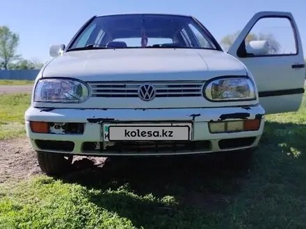 Volkswagen Golf 1995 года за 1 100 000 тг. в Сарань – фото 6