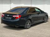 Toyota Camry 2013 года за 8 200 000 тг. в Туркестан – фото 2