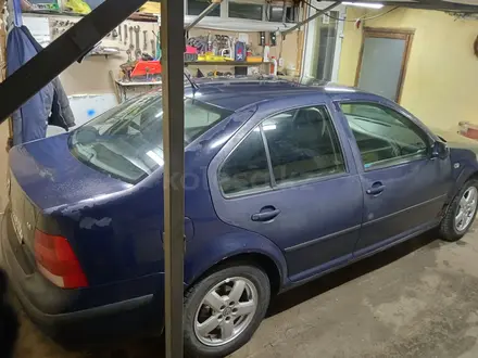 Volkswagen Bora 2001 года за 1 500 000 тг. в Уральск – фото 3