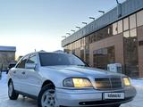 Mercedes-Benz C 200 1996 года за 2 100 000 тг. в Астана – фото 3