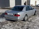 Mercedes-Benz E 240 2000 годаүшін3 500 000 тг. в Балхаш – фото 2