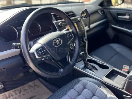 Toyota Camry 2015 года за 5 999 999 тг. в Уральск – фото 5