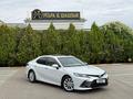Toyota Camry 2023 года за 14 000 000 тг. в Актау