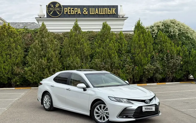 Toyota Camry 2023 года за 14 000 000 тг. в Актау