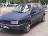 Volkswagen Golf 1993 года за 600 000 тг. в Караганда – фото 2