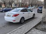 Hyundai Solaris 2013 года за 5 400 000 тг. в Жезказган – фото 2