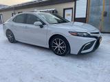 Toyota Camry 2023 годаүшін16 500 000 тг. в Петропавловск – фото 2