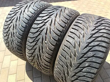 Шины 275/40 R20 — "Yokohama ice Guard Stud iG35" (Япония), шипова за 220 000 тг. в Астана – фото 2