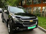 Chevrolet TrailBlazer 2021 года за 14 500 000 тг. в Алматы – фото 3