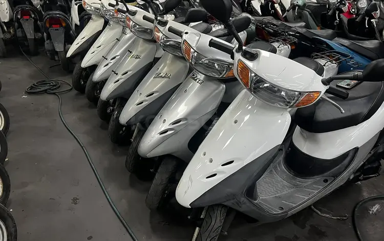 Honda  Жапониядан келген Скутер Honda Dio Af 34,35 Cesta 2001 года за 180 000 тг. в Алматы