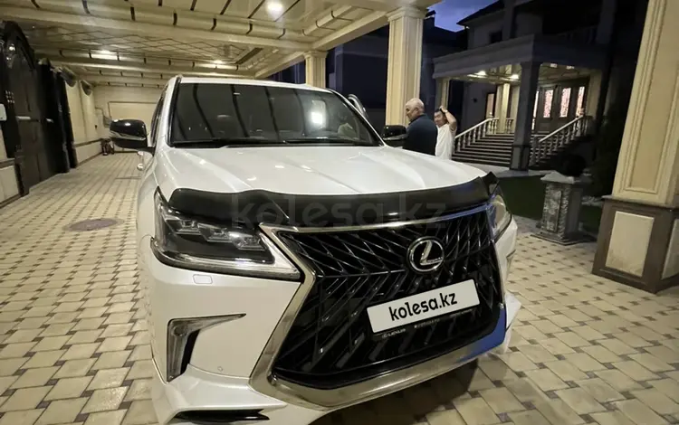 Lexus LX 570 2017 годаүшін50 000 000 тг. в Актау