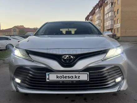 Toyota Camry 2020 года за 15 500 000 тг. в Астана – фото 10