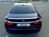 Lexus ES 300h 2014 годаүшін8 500 000 тг. в Астана – фото 4