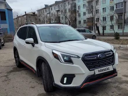Subaru Forester 2023 года за 14 900 000 тг. в Усть-Каменогорск – фото 2