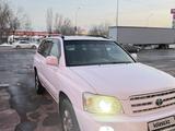 Toyota Highlander 2004 года за 7 600 000 тг. в Алматы – фото 4