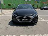 Hyundai Elantra 2016 годаүшін8 000 000 тг. в Алматы