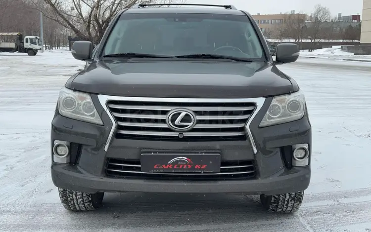 Lexus LX 570 2014 годаfor28 600 000 тг. в Астана