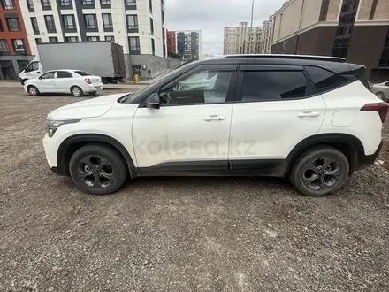 Kia Seltos 2023 года за 9 800 000 тг. в Астана – фото 3