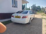 Toyota Camry 2011 годаүшін5 500 000 тг. в Мерке – фото 2