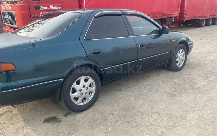 Toyota Camry 1997 годаүшін3 500 000 тг. в Жаркент