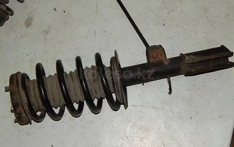 Амортизатор передний за 22 000 тг. в Алматы