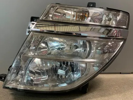 Фара левая NISSAN Elgrand E51 02-10 г. В. за 40 000 тг. в Караганда