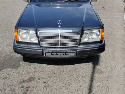 Mercedes-Benz E 280 1995 года за 2 600 008 тг. в Тараз