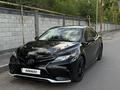 Toyota Camry 2021 года за 14 200 000 тг. в Алматы