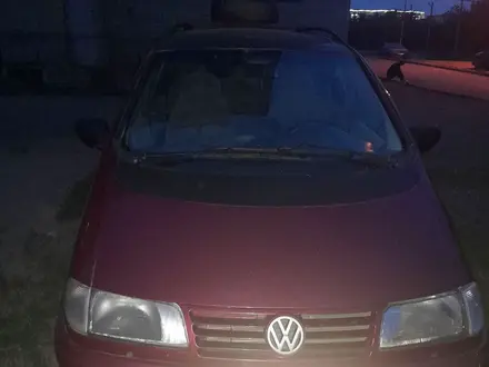 Volkswagen Sharan 1996 года за 2 100 000 тг. в Актобе – фото 5