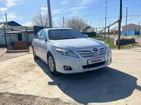 Toyota Camry 2010 года за 6 900 000 тг. в Атырау