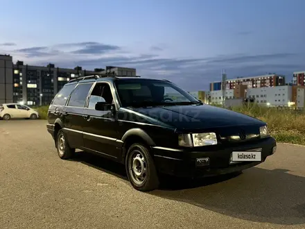 Volkswagen Passat 1991 года за 1 100 000 тг. в Уральск