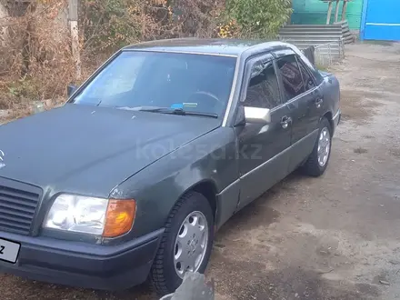 Mercedes-Benz E 260 1989 года за 1 100 000 тг. в Алматы – фото 2