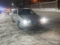 Mercedes-Benz E 200 1997 годаfor2 600 000 тг. в Астана