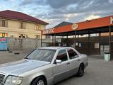 Mercedes-Benz E 200 1994 года за 1 200 000 тг. в Алматы – фото 3