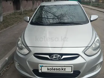 Hyundai Accent 2013 года за 3 700 000 тг. в Астана – фото 2