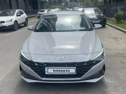 Hyundai Elantra 2021 года за 11 350 000 тг. в Алматы