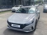 Hyundai Elantra 2021 года за 9 500 000 тг. в Алматы – фото 2