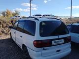 Volkswagen Sharan 1998 годаүшін1 500 000 тг. в Актобе – фото 3