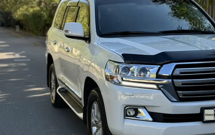 Toyota Land Cruiser 2019 года за 39 000 000 тг. в Алматы