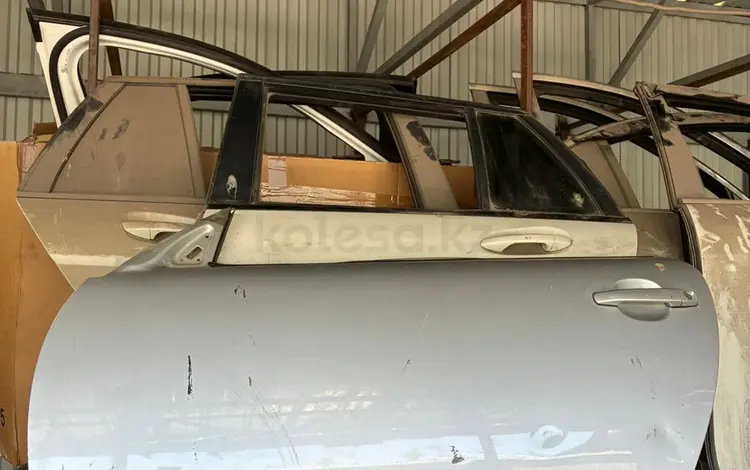 Дверь на Мерседес SLK 170 кузов за 1 000 тг. в Алматы