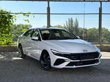 Hyundai Elantra Luxe 2025 года за 10 390 000 тг. в Алматы
