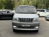 Toyota Grand Hiace 2002 годаүшін9 800 000 тг. в Алматы