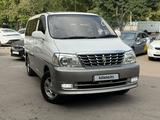 Toyota Grand Hiace 2002 годаүшін9 800 000 тг. в Алматы – фото 4